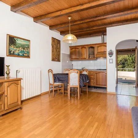Front In Apartamento *