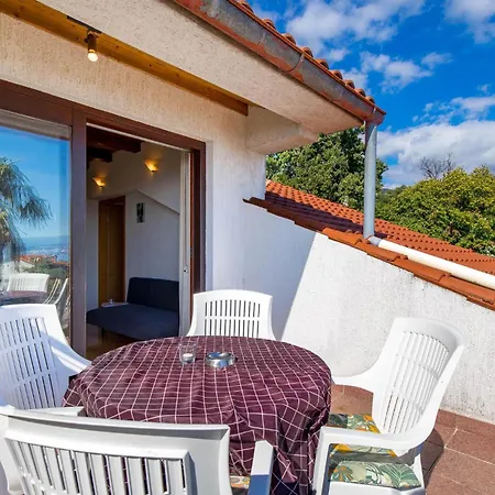 2 Bedroom Gorgeous In *