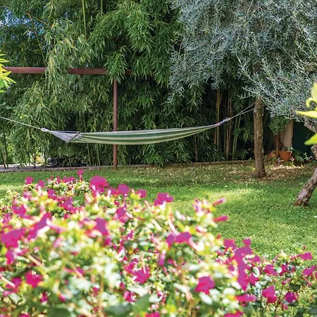 Apartamento 2 Bedroom Gorgeous In *