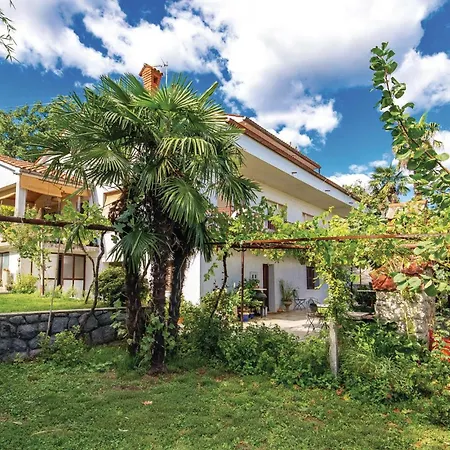 2 Bedroom Gorgeous In *