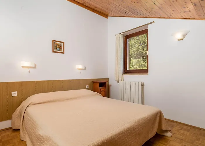 شقة 2 Bedroom Gorgeous In لوفغان